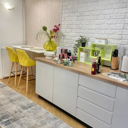 Apartment Topel Dom V Srediscu Mesta *