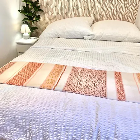 Topel Dom V Srediscu Mesta Apartamento *